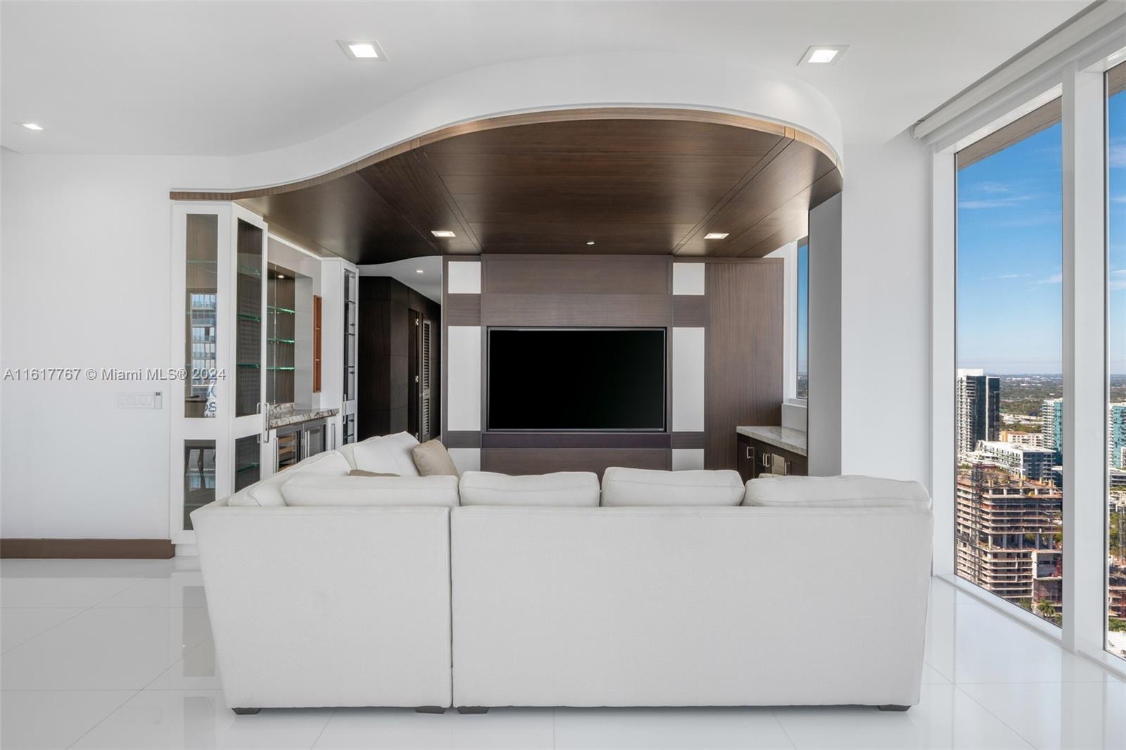 BAY HOUSE MIAMI CONDO - Residential Lease