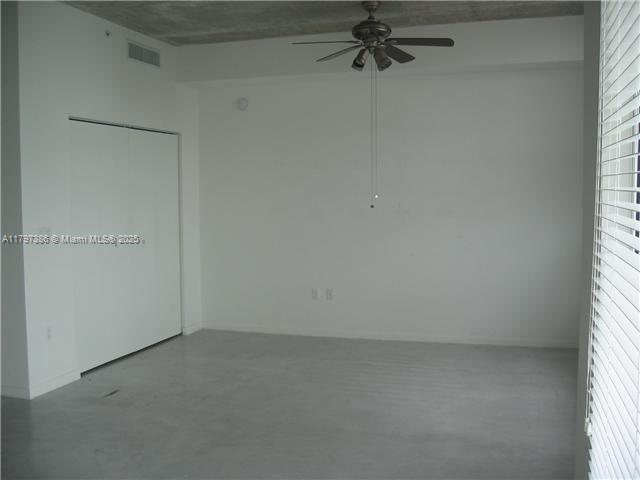 234 NE 3rd St 903