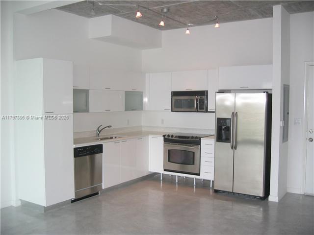 234 Ne 3rd St 903, Miami, Broward County, Florida - 1 Bedrooms  
1 Bathrooms - 