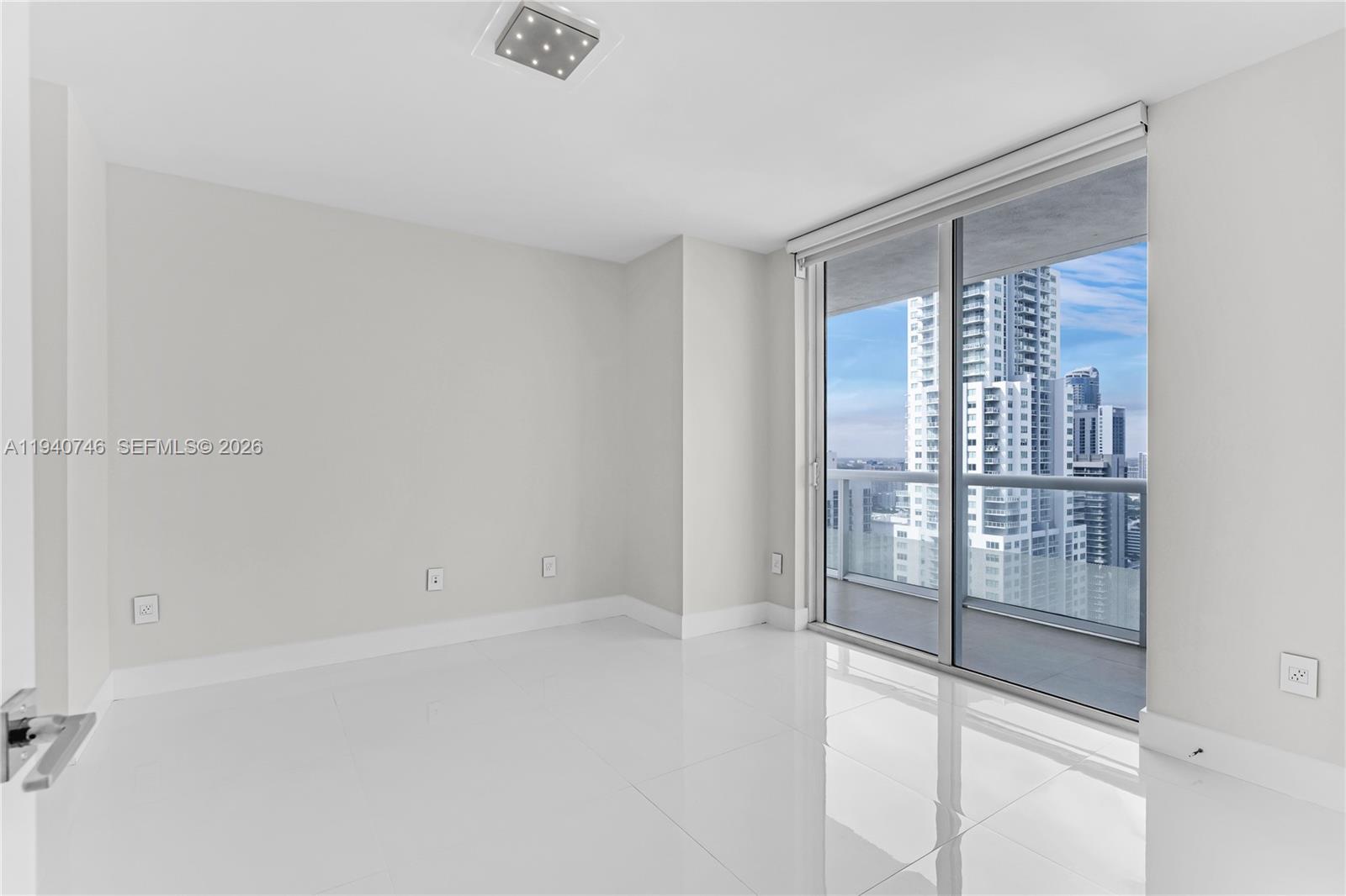 50 BISCAYNE CONDO - Residential Lease