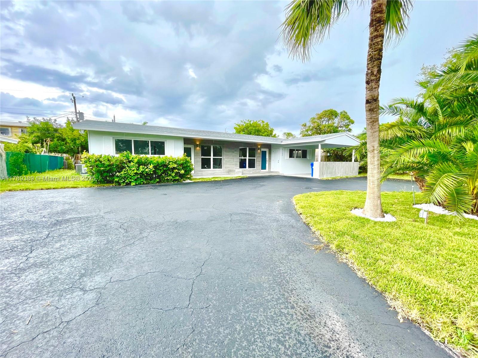 Rental Property at 5130 Ne 17th Ter 5130, Fort Lauderdale, Broward County, Florida - Bedrooms: 4 
Bathrooms: 4  - $2,850 MO.