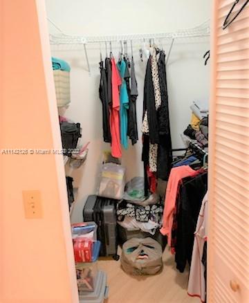 LAKE POINTE 5 CONDO - Residential Lease
