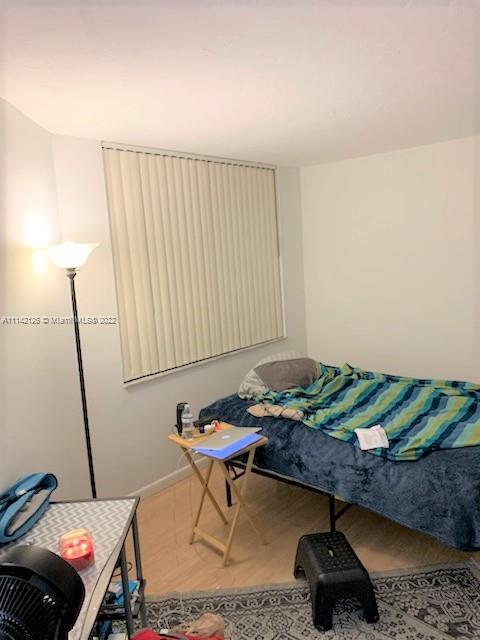 LAKE POINTE 5 CONDO - Residential Lease