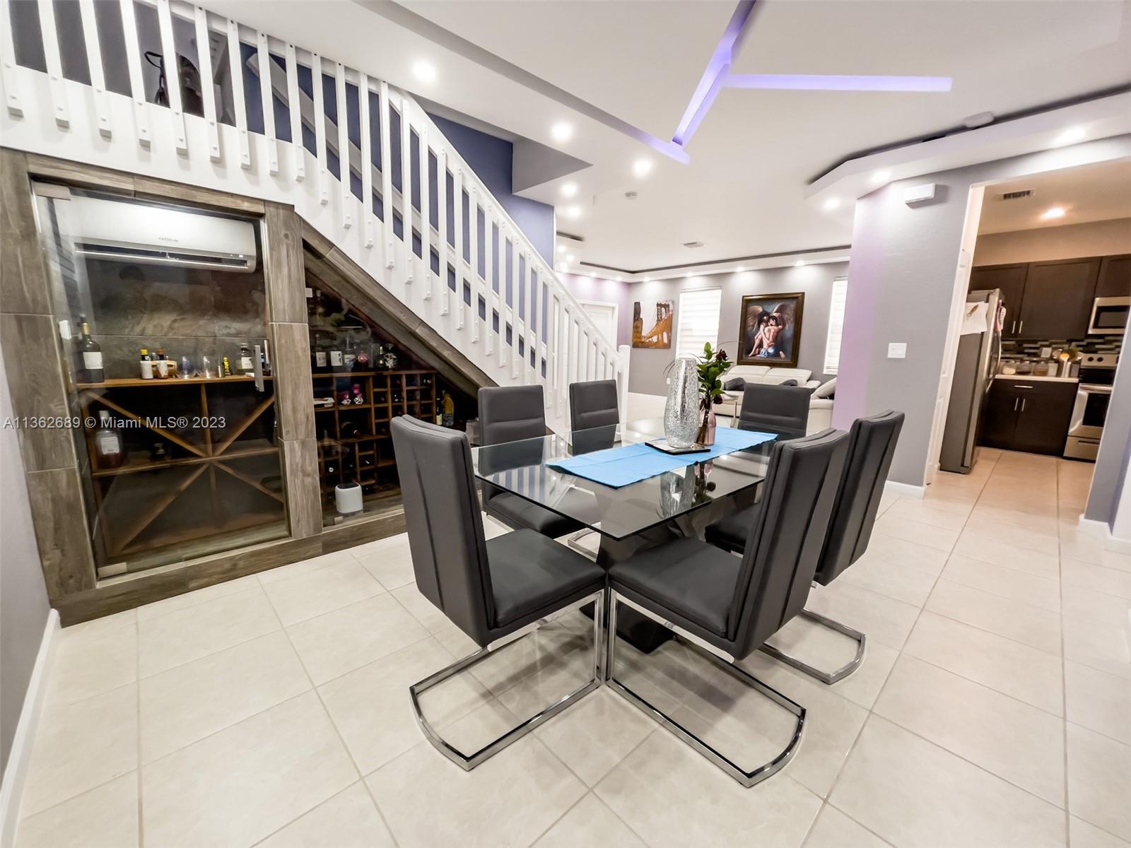 KEYS GATE RESIDENTIAL - Residential Lease