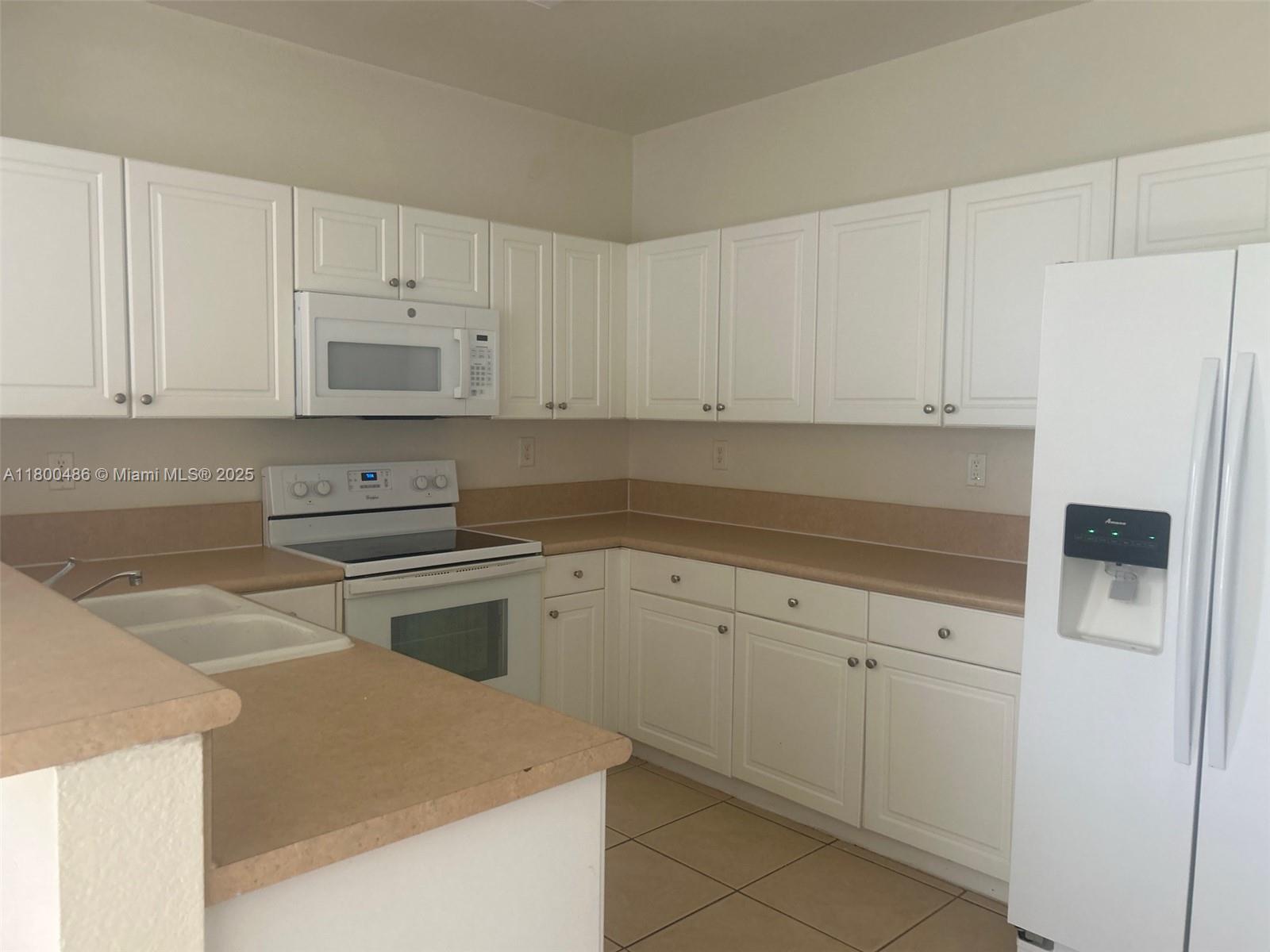 2884 SE 2nd Dr 3