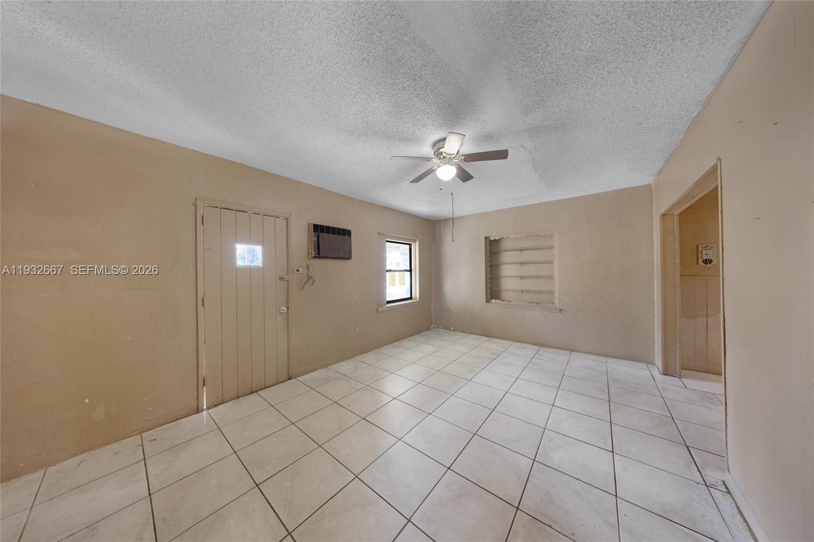 BRIAN MANORS - Residential