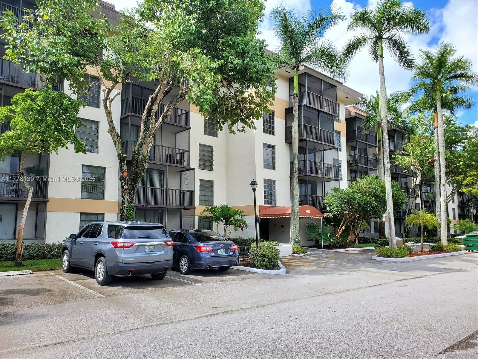 5550 NW 44th St 111B