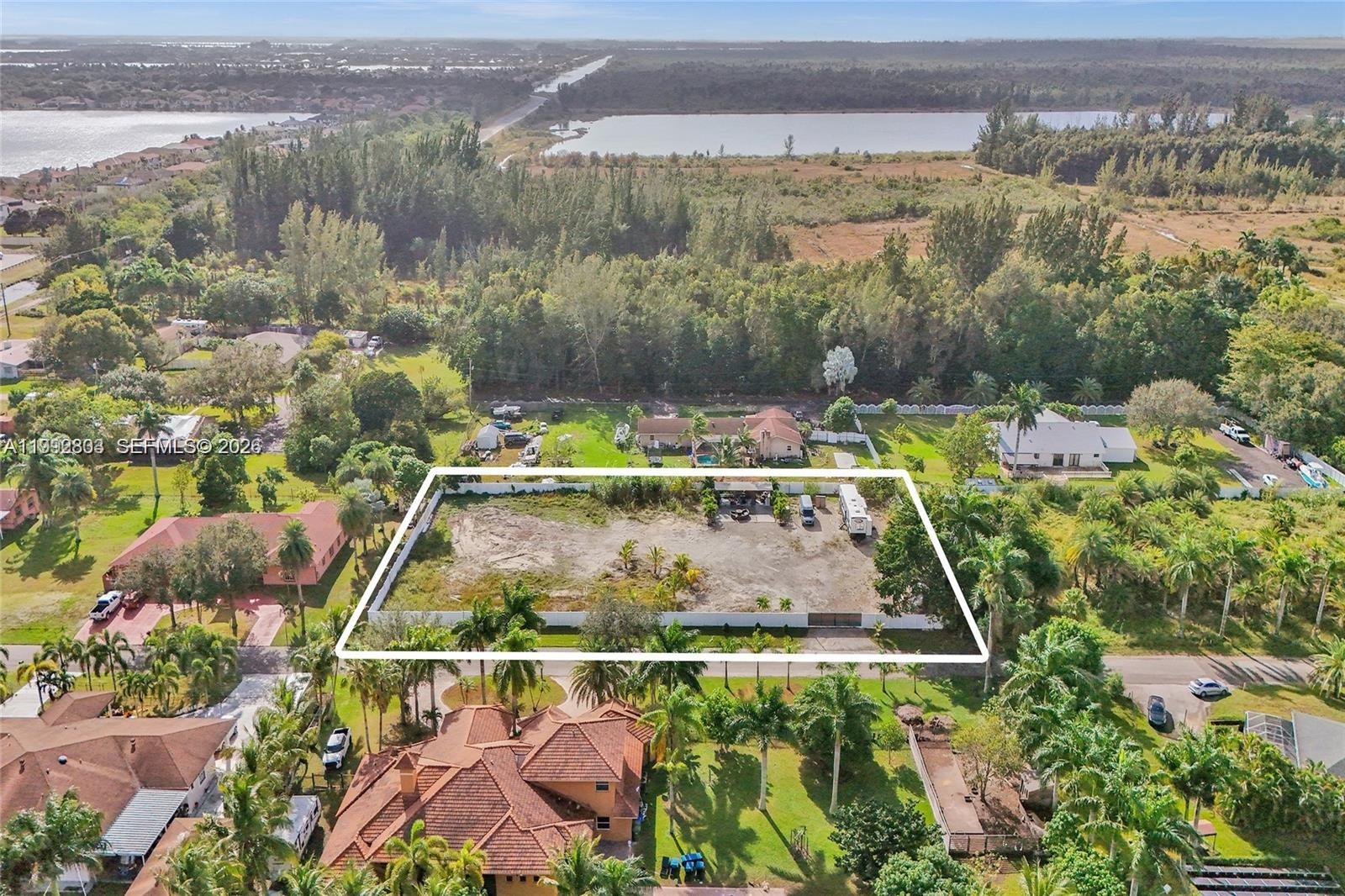 FLA FRUIT LANDS CO SUB NO - Land