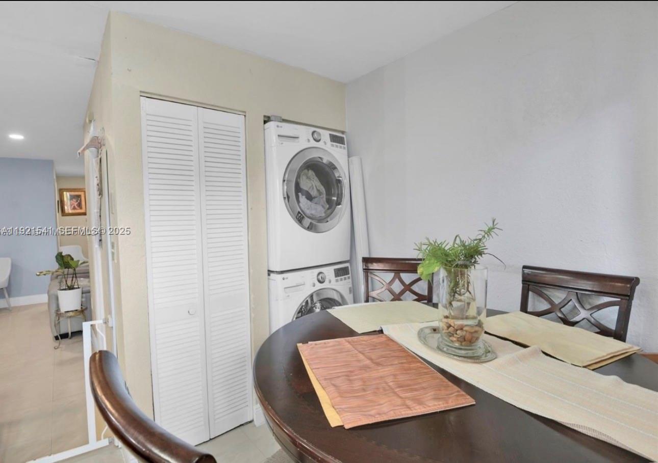 SWEETWATER CREEK CONDO - Residential