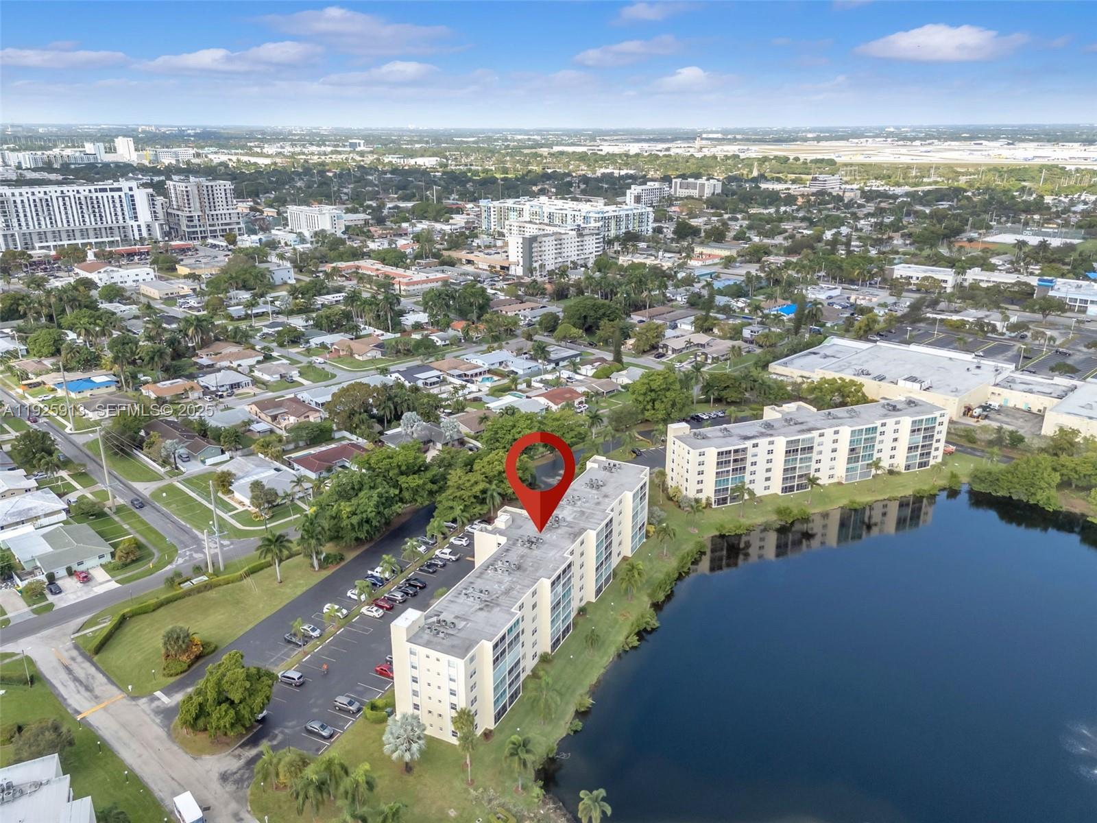 MEADOWBROOK LAKES VIEW CO - Residential