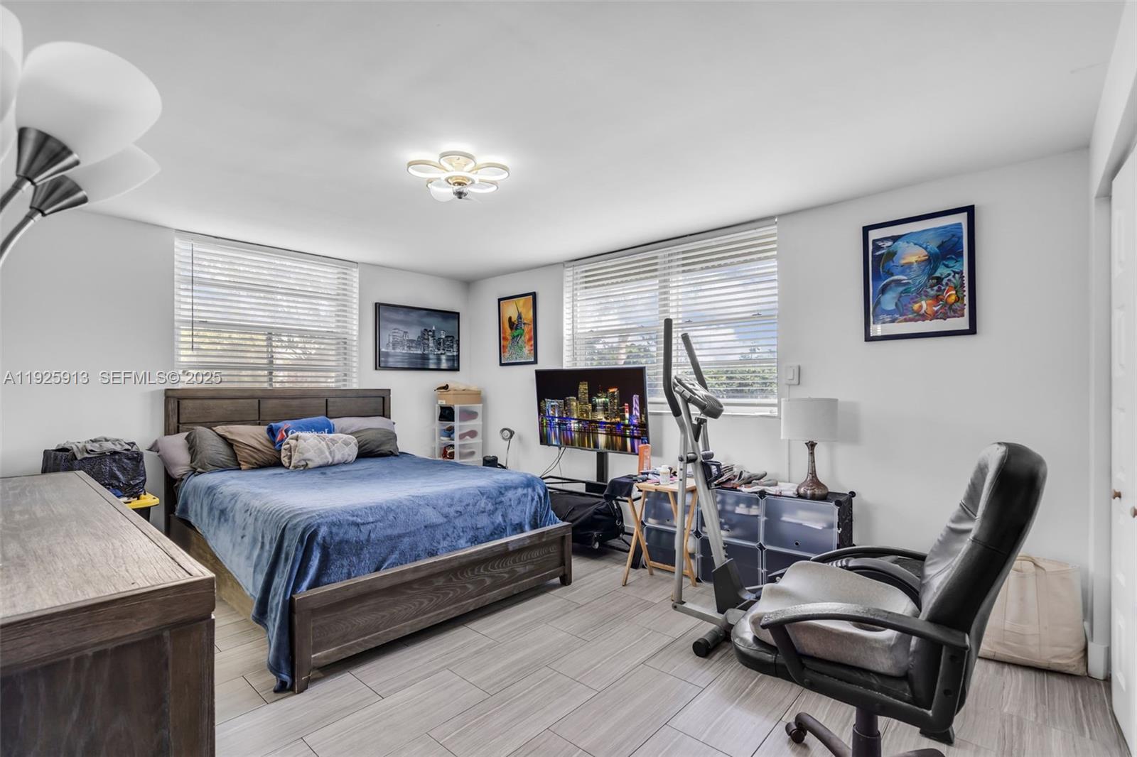 MEADOWBROOK LAKES VIEW CO - Residential