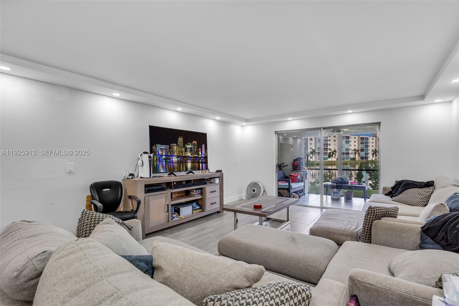 141 SE 3rd avenue 101