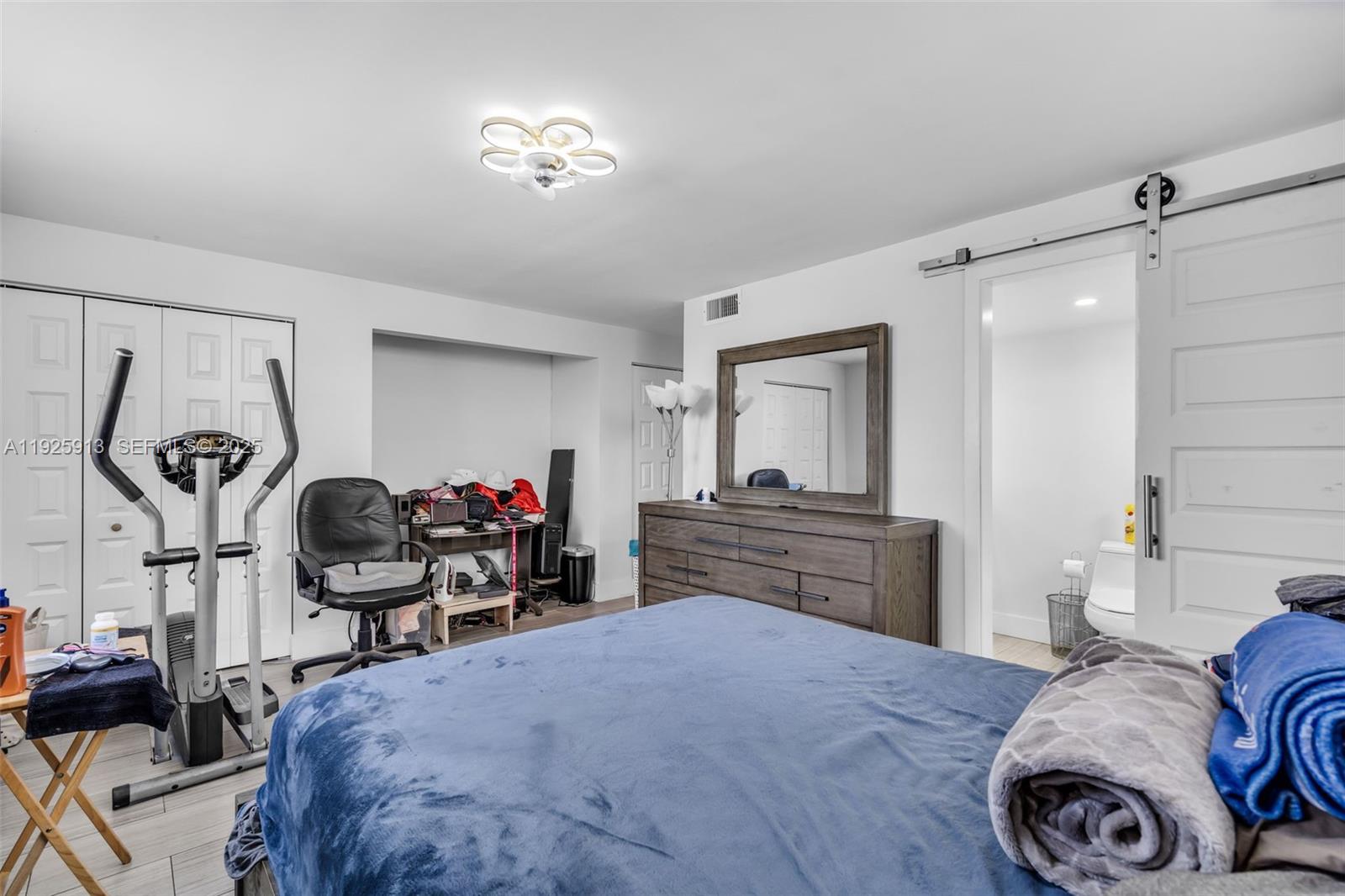 MEADOWBROOK LAKES VIEW CO - Residential