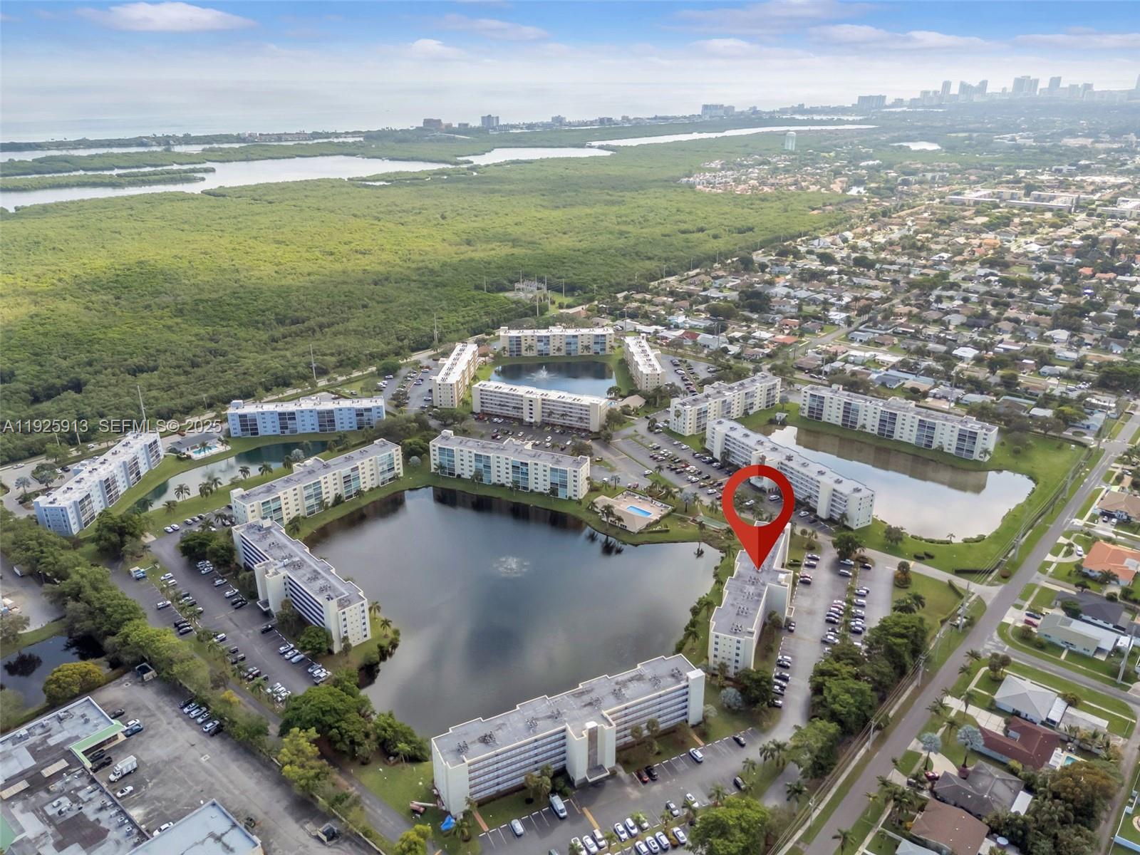 MEADOWBROOK LAKES VIEW CO - Residential