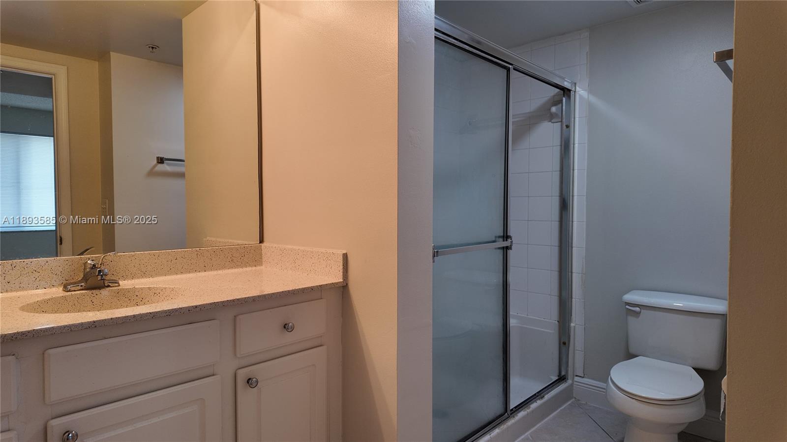 PALMS POINT CONDO - Residential Lease