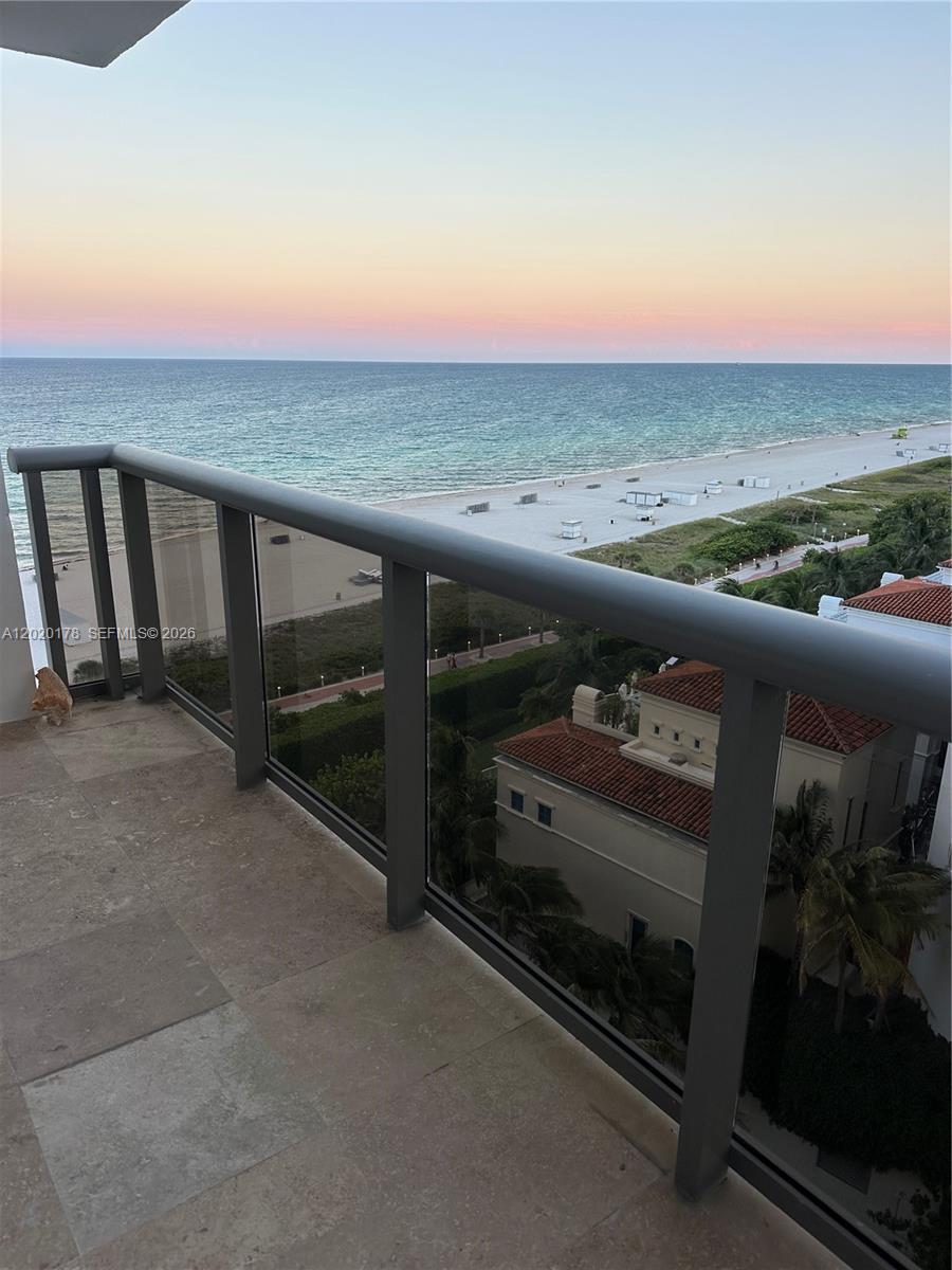 MAISON GRANDE CONDO - Residential
