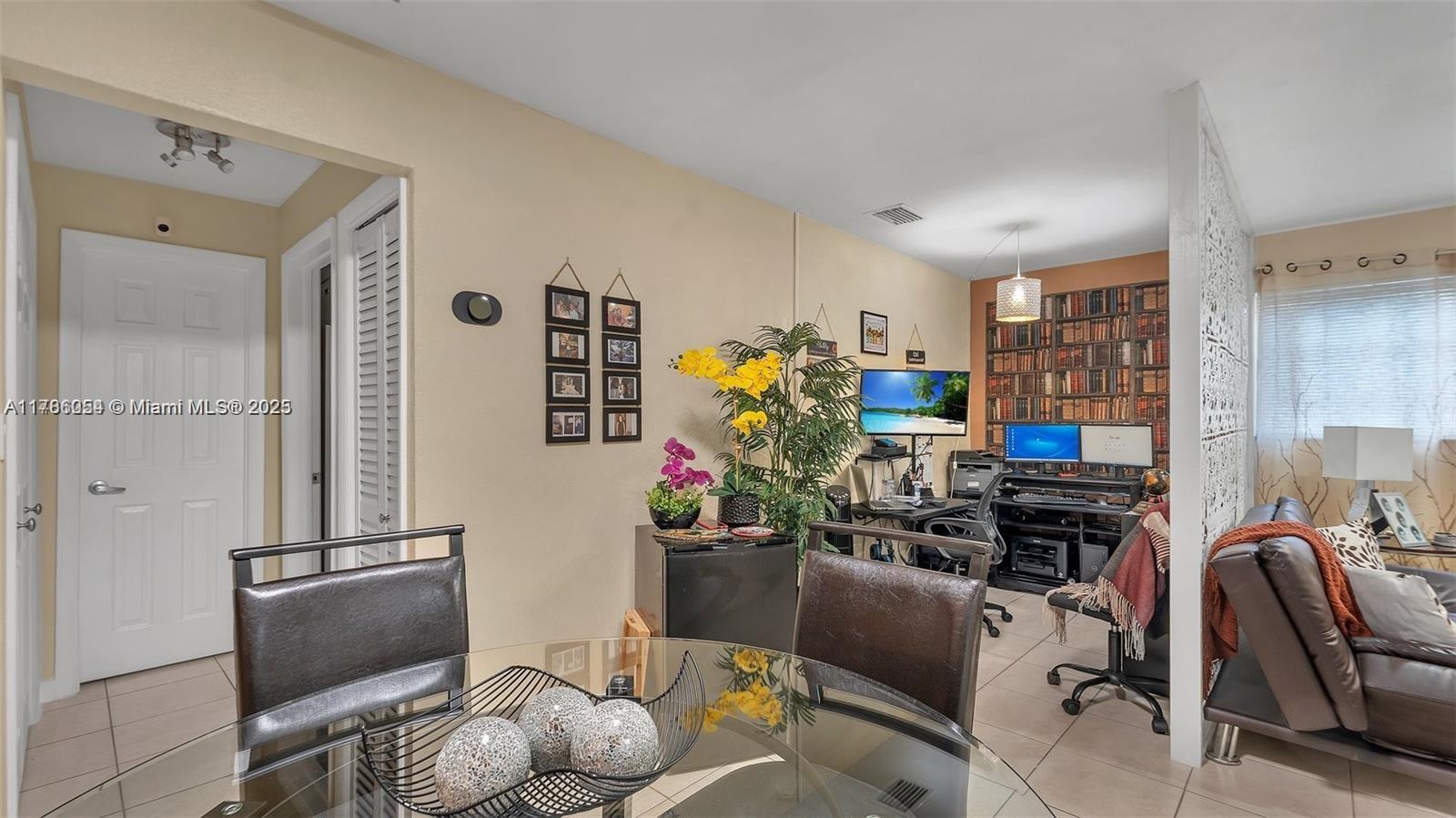 3265 Griffin Rd 106