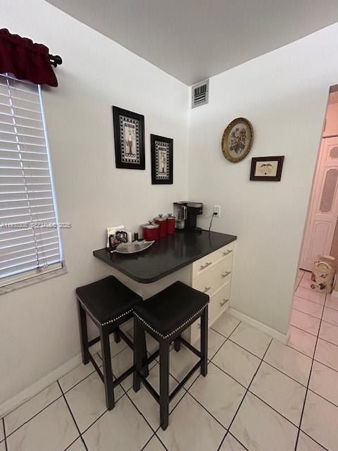 MEADOWBROOK LAKES CONDO - Residential