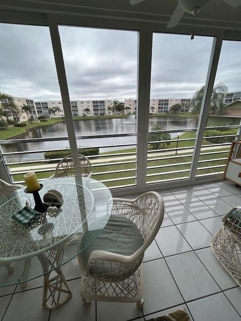 MEADOWBROOK LAKES CONDO - Residential