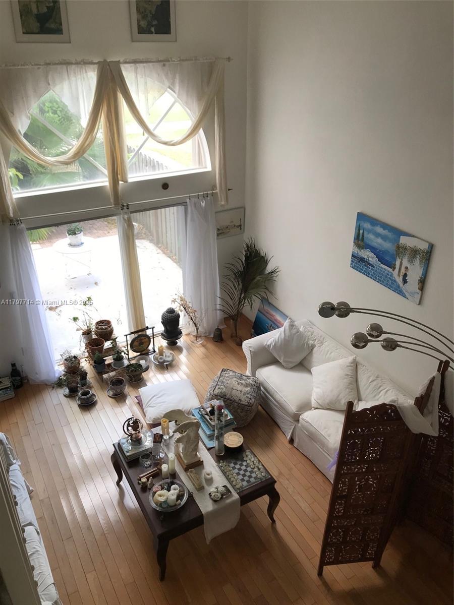 LAKESIDE AT THE HAMMOCKS - Residential