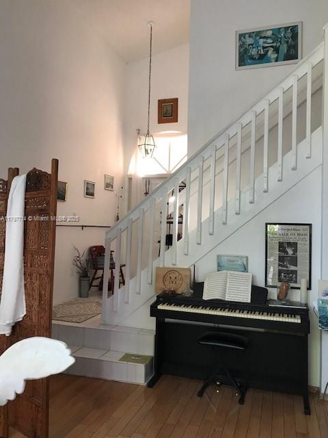 LAKESIDE AT THE HAMMOCKS - Residential