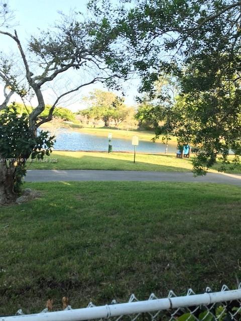 LAKESIDE AT THE HAMMOCKS - Residential