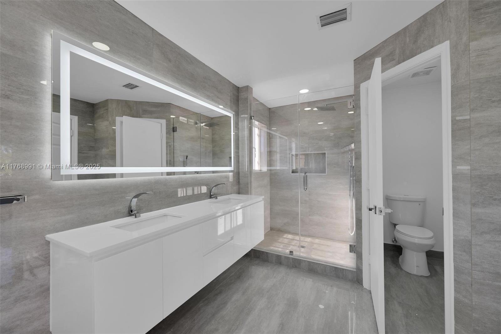 SECTOR 2-PARCELS 9 & 10 - Residential