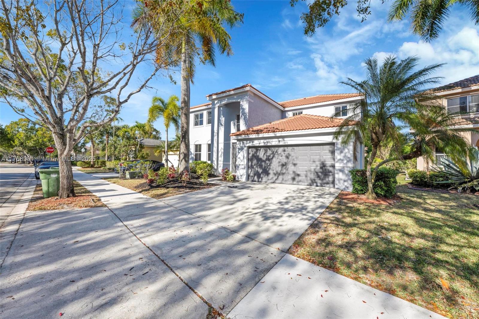 Property for Sale at 1170 Chenille Cir, Weston, Broward County, Florida - Bedrooms: 5 
Bathrooms: 4  - $1,250,000