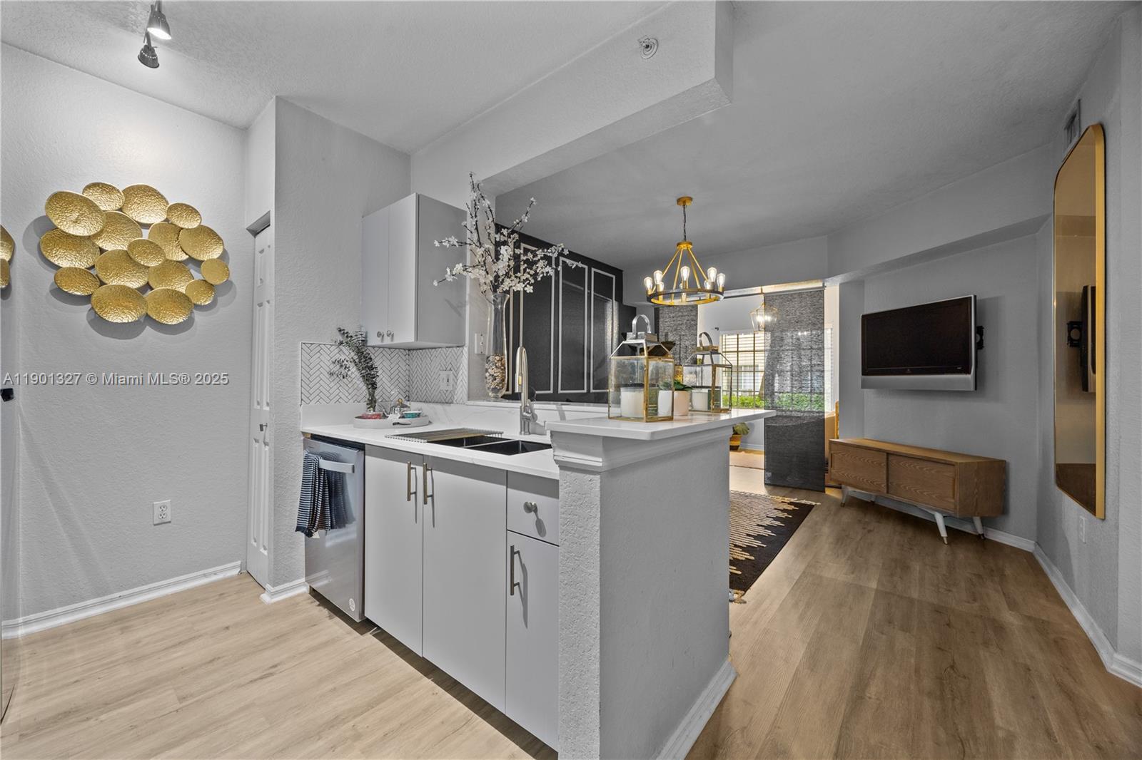 AVENTINE AT MIRAMAR CONDO - Residential Lease