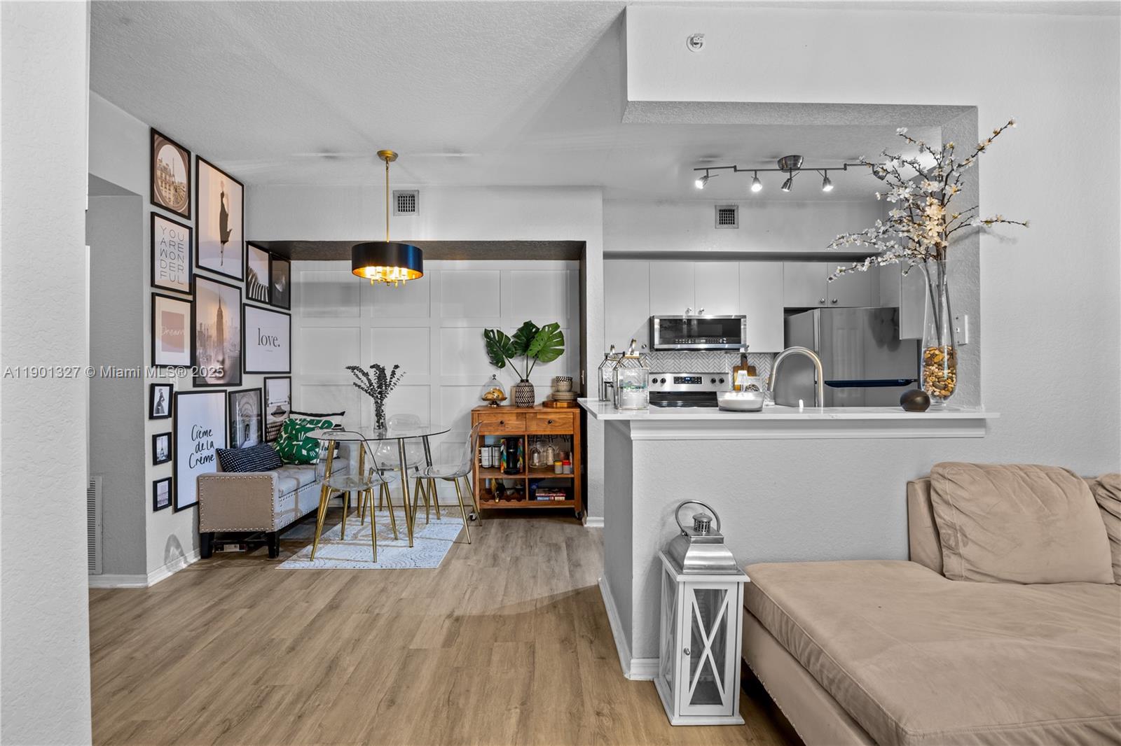 AVENTINE AT MIRAMAR CONDO - Residential Lease