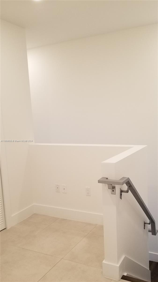 KILLIAN COMMONS - Residential Lease