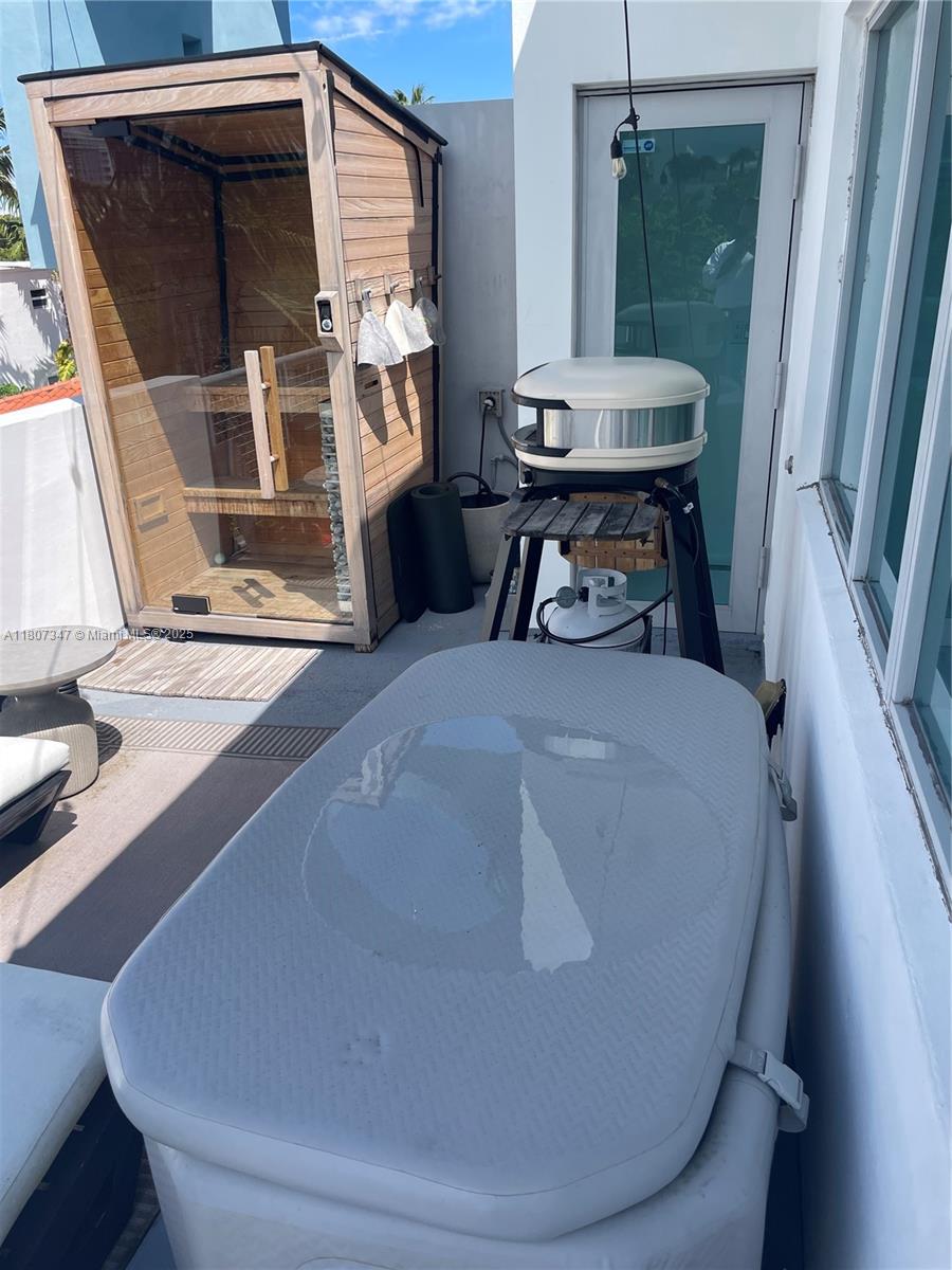 734 MICHIGAN CONDO - Residential