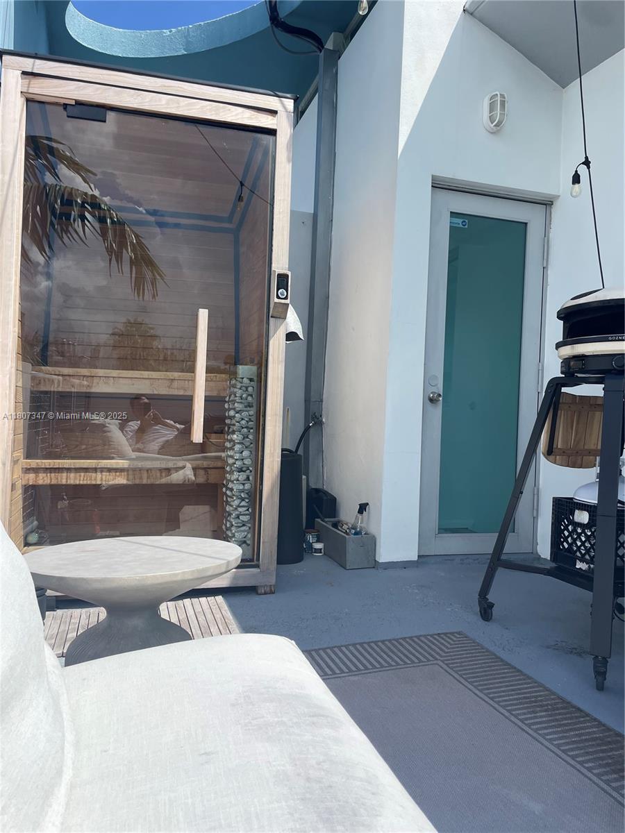 734 MICHIGAN CONDO - Residential