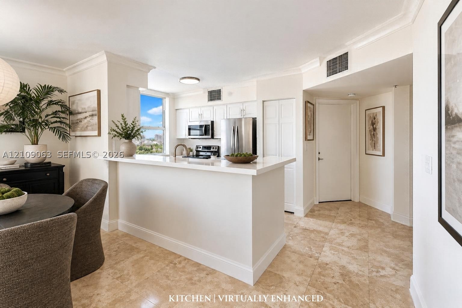 90 Alton Rd 811