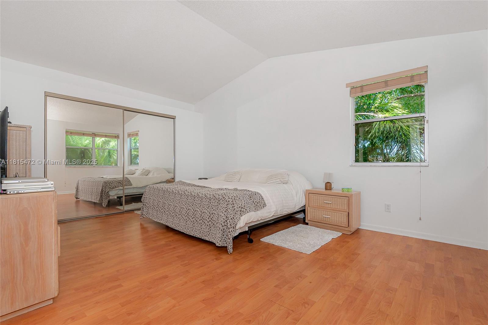 HAWKES BLUFF - Residential