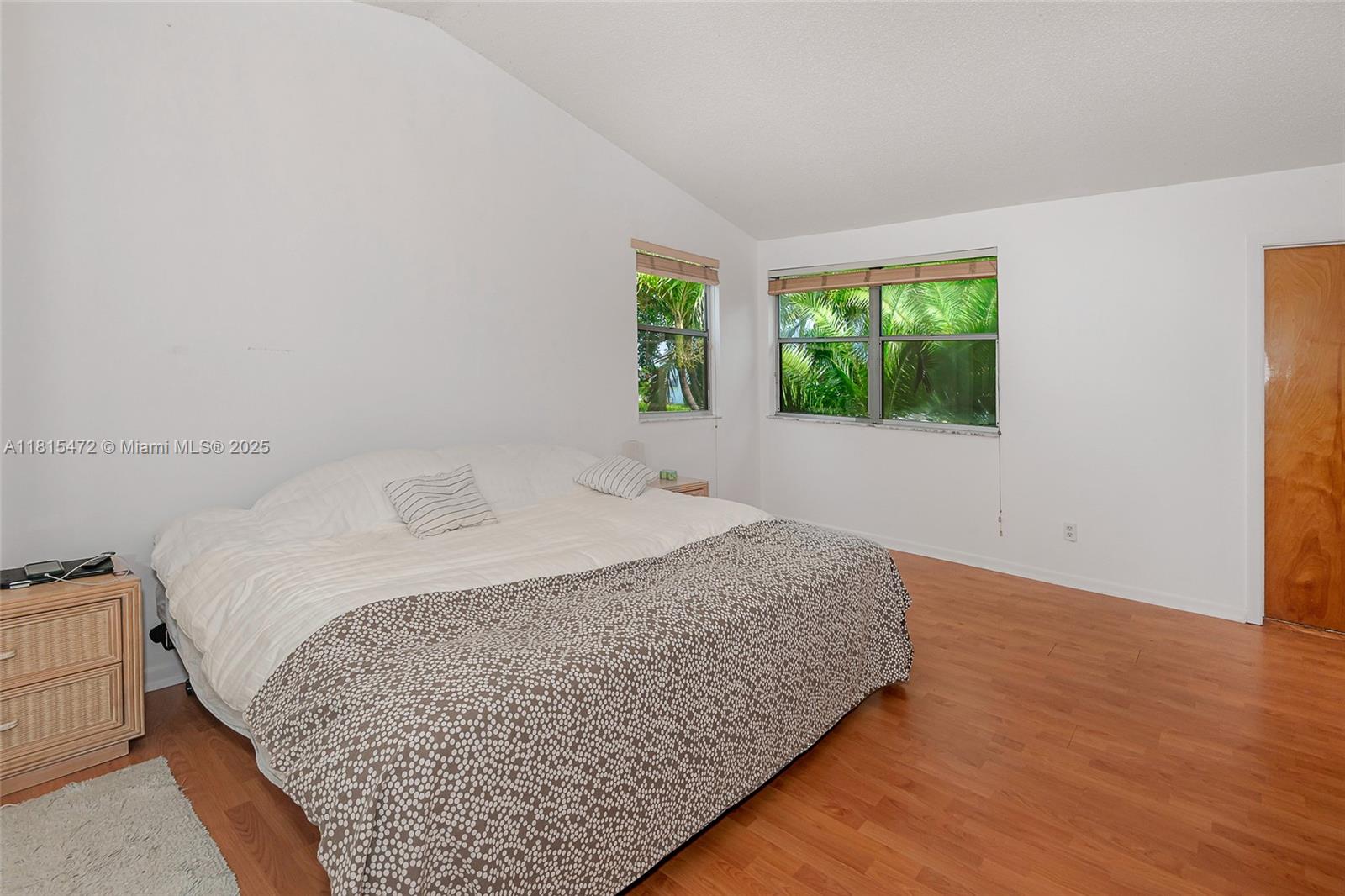 HAWKES BLUFF - Residential