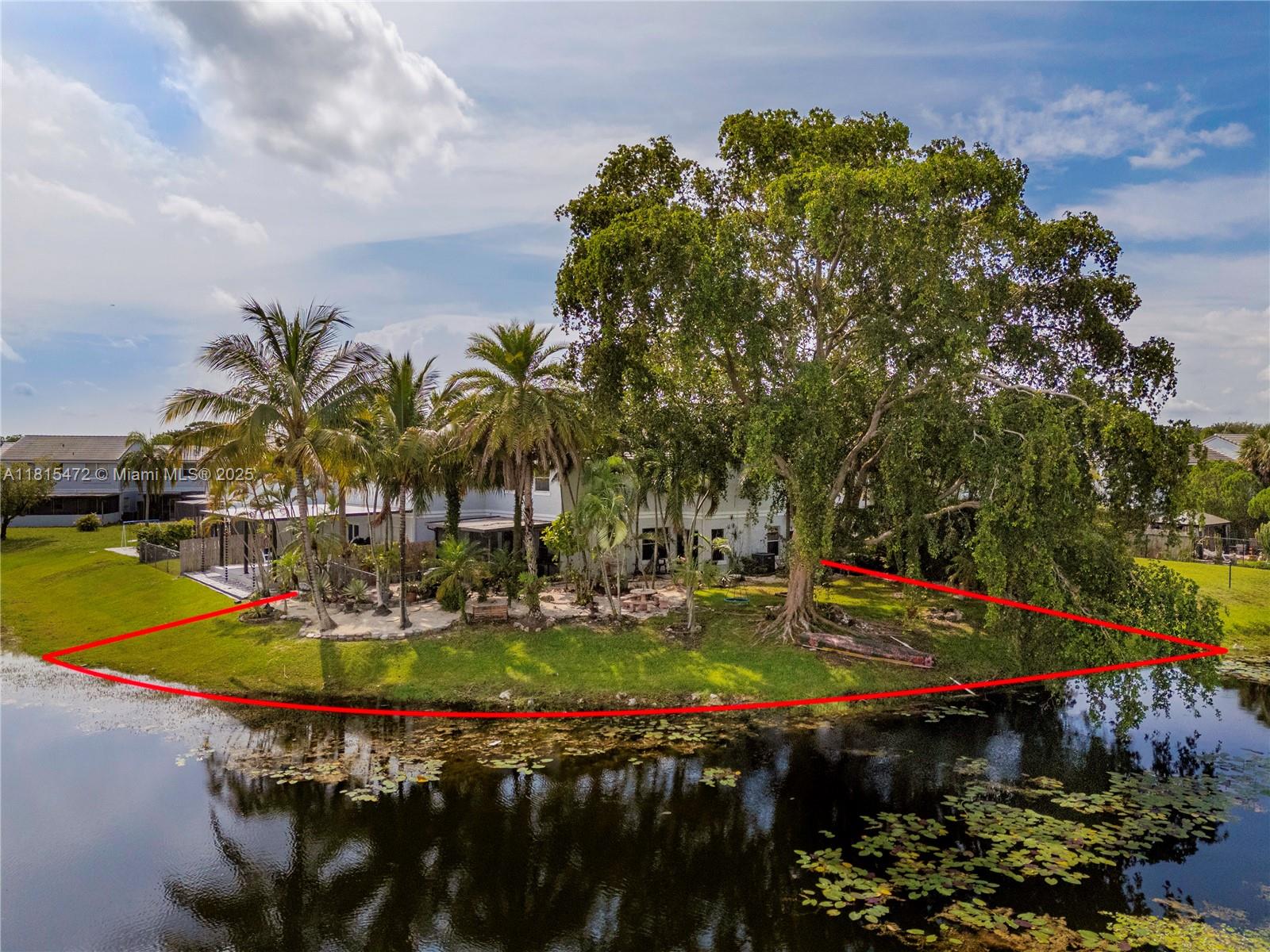 HAWKES BLUFF - Residential