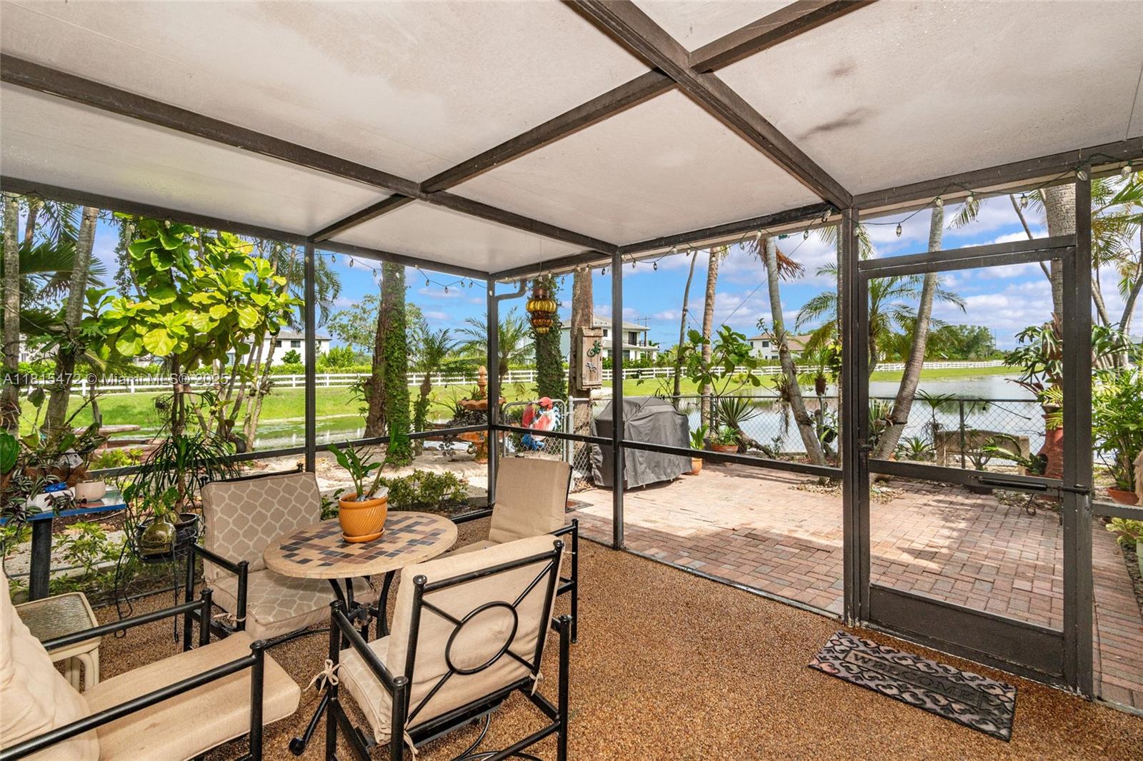 HAWKES BLUFF - Residential