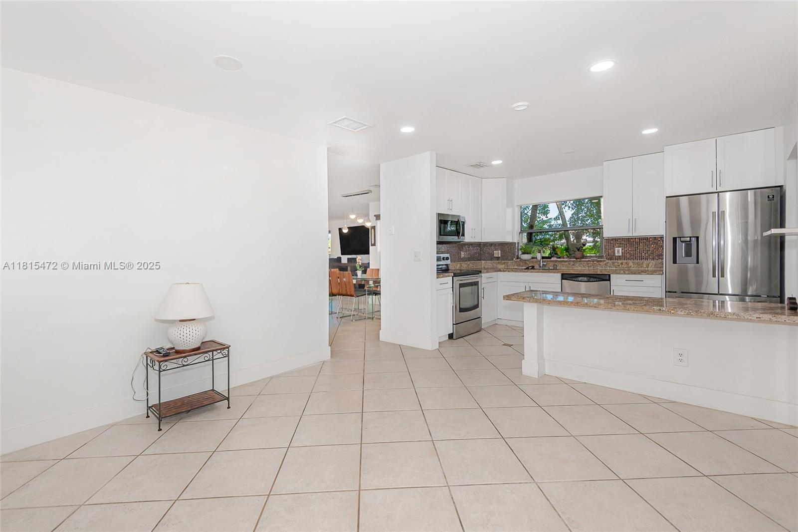 HAWKES BLUFF - Residential