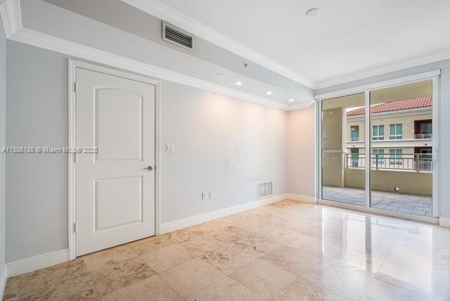 TOSCANO CONDO - Residential