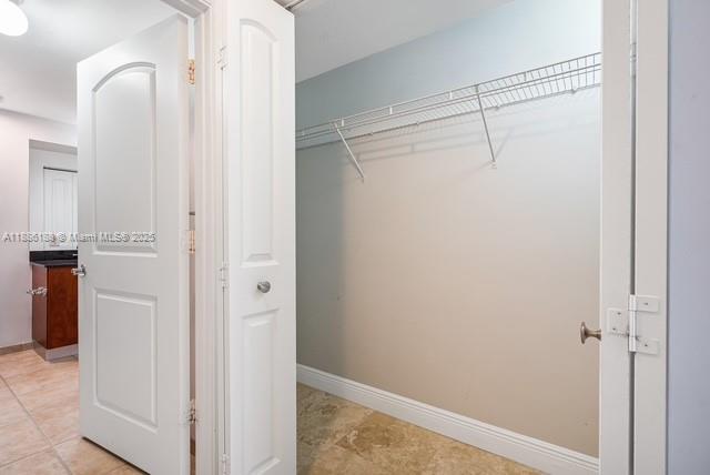 TOSCANO CONDO - Residential