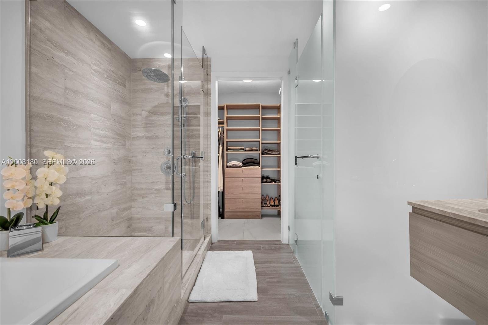 BISCAYNE BEACH CONDO - Residential