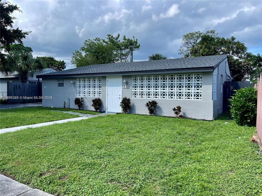 Fully furnished  1 bedroom 1 bath with eat-in-kitchen, rent includes water, electricity and internet, A MUST SEE, fenced with total privacy and conviently located. All new appliances, microwave, refrigerator, counter-top range, AC, proof of income needed.