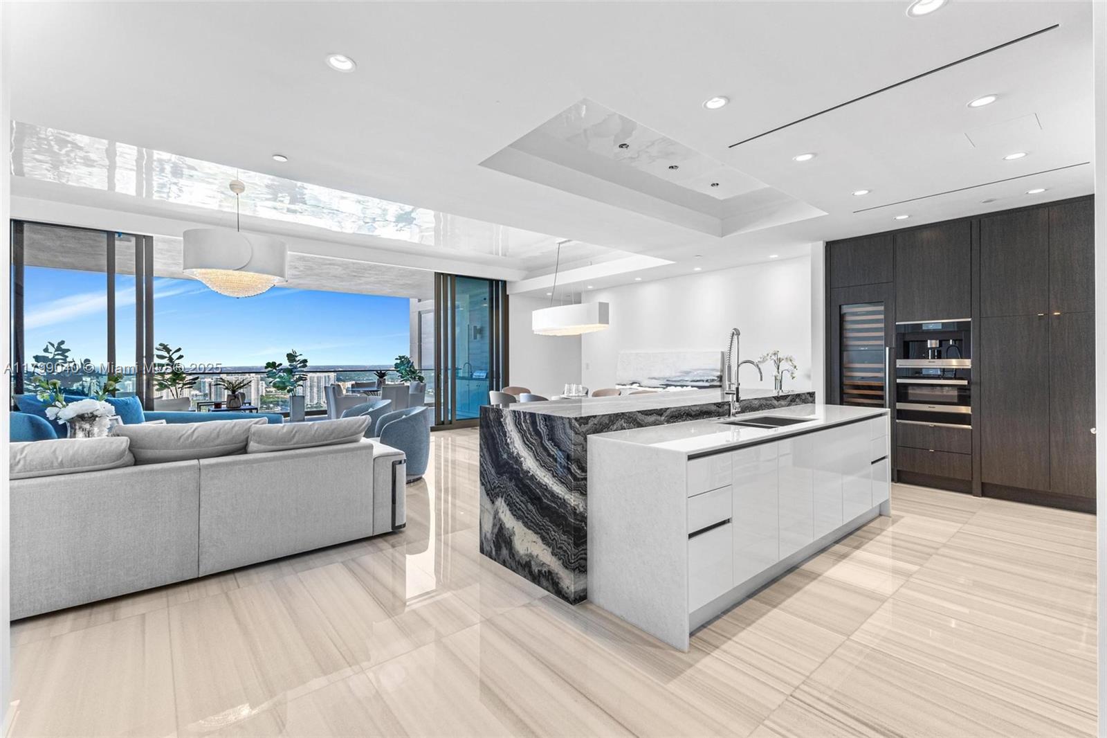 17901 Collins Ave 3806