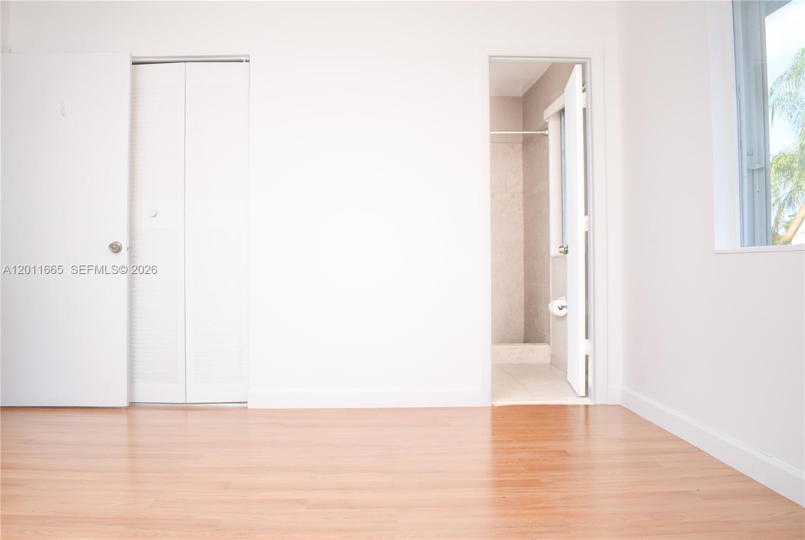 NOB HILL AT WELLEBY CONDO - Residential