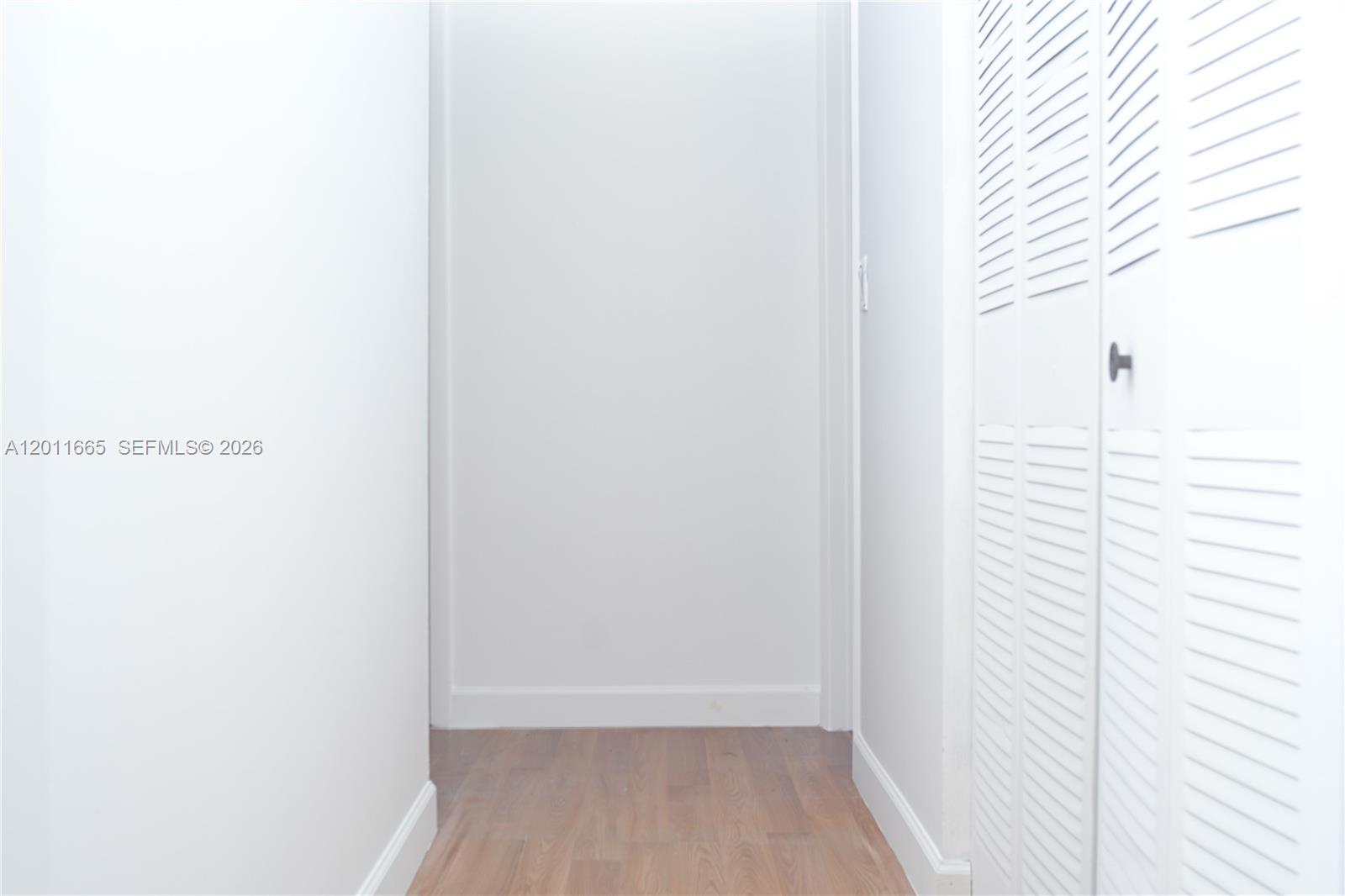 NOB HILL AT WELLEBY CONDO - Residential