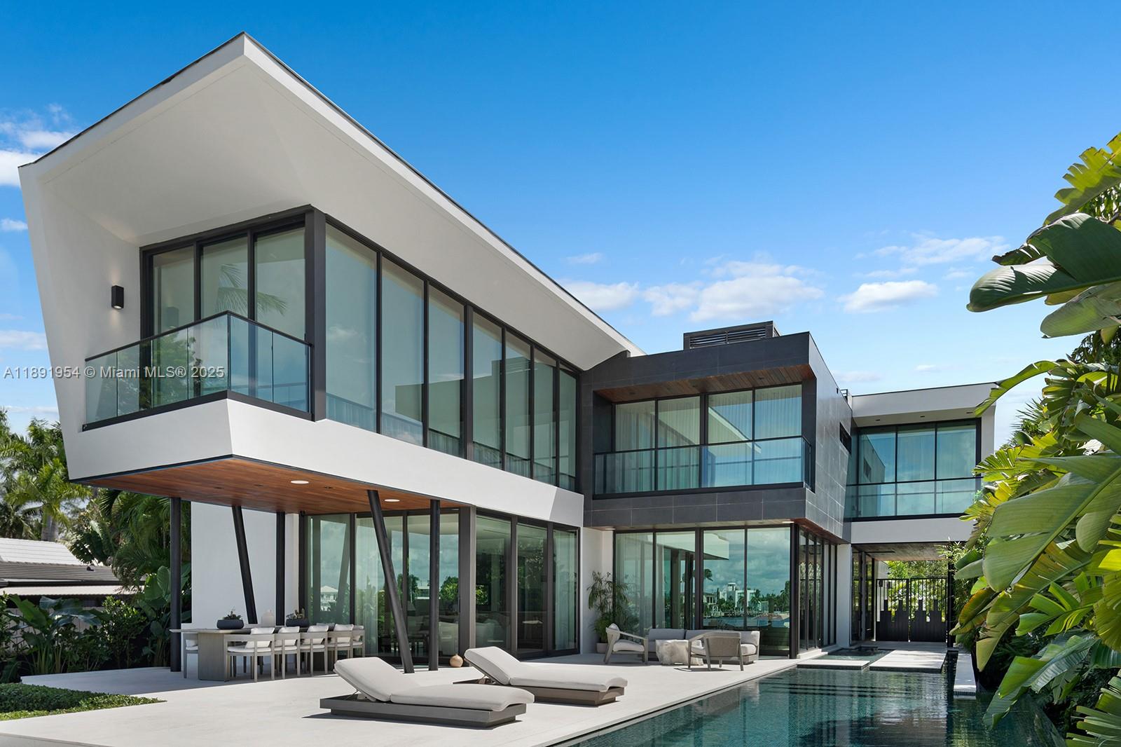 BISCAYNE POINT - Residential