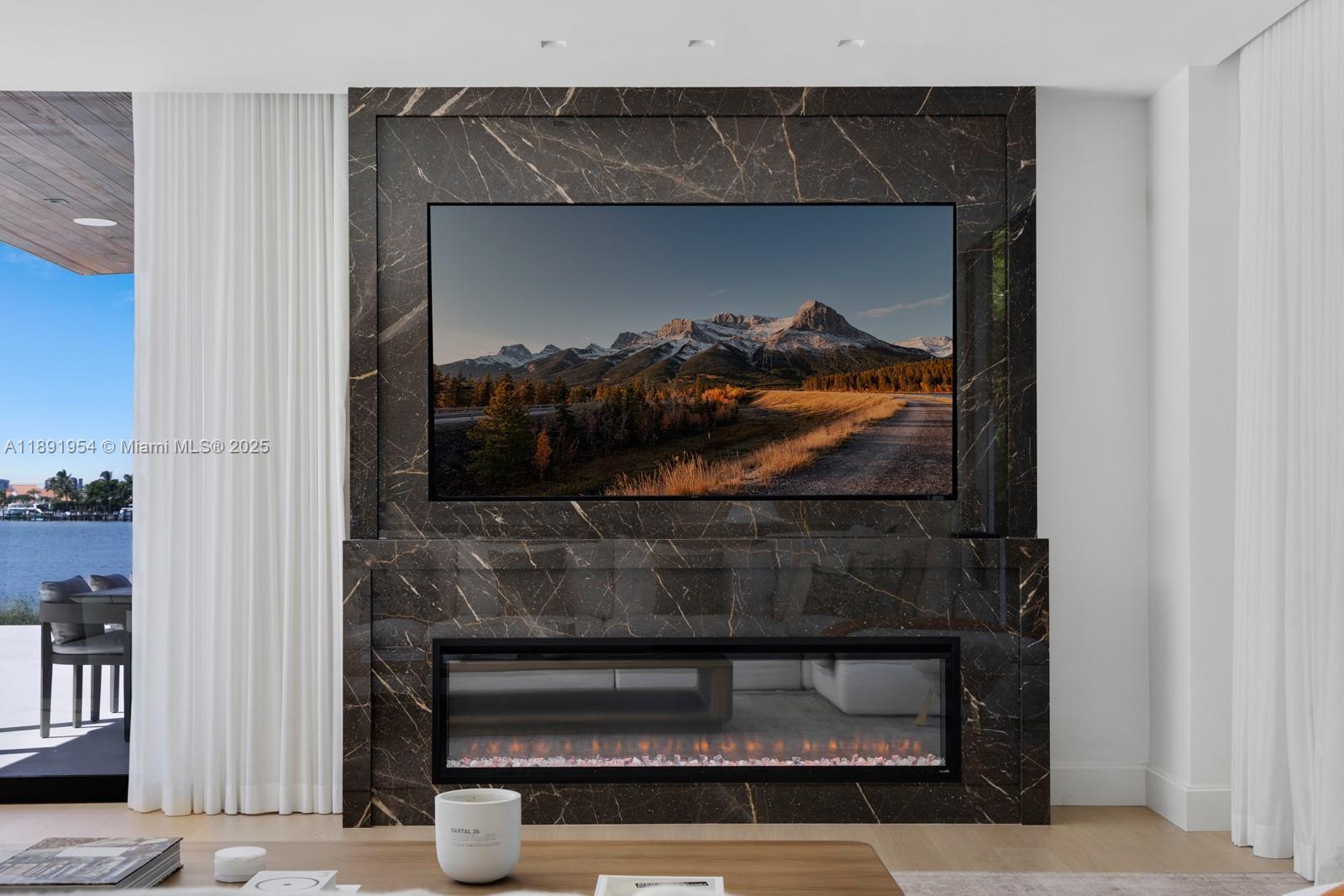 BISCAYNE POINT - Residential