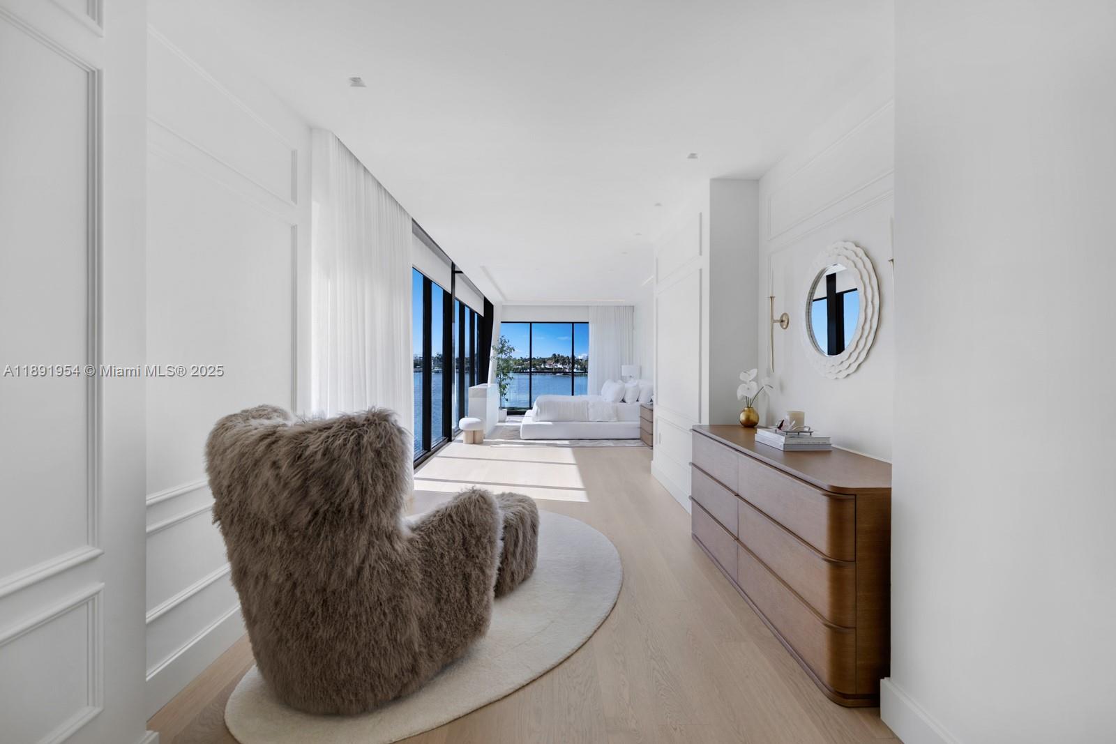 BISCAYNE POINT - Residential