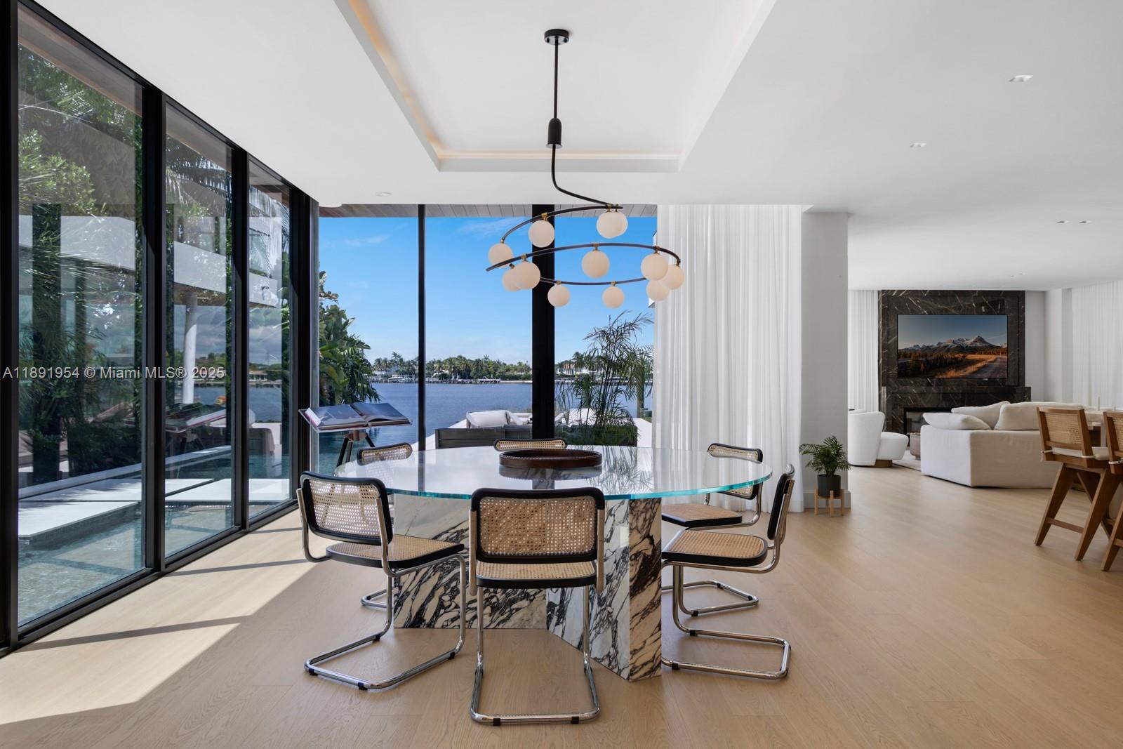 BISCAYNE POINT - Residential